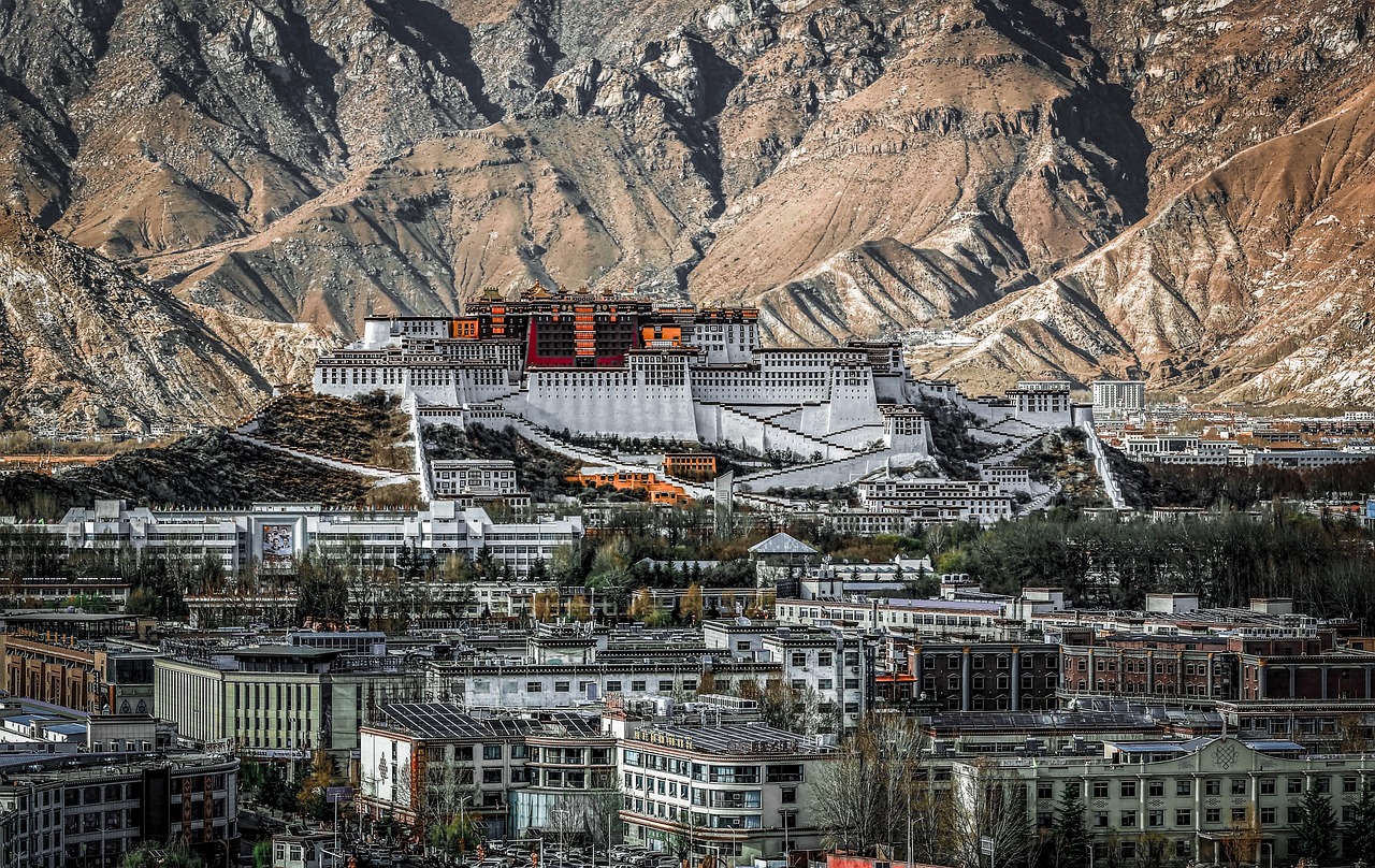 palace-6469748_1280