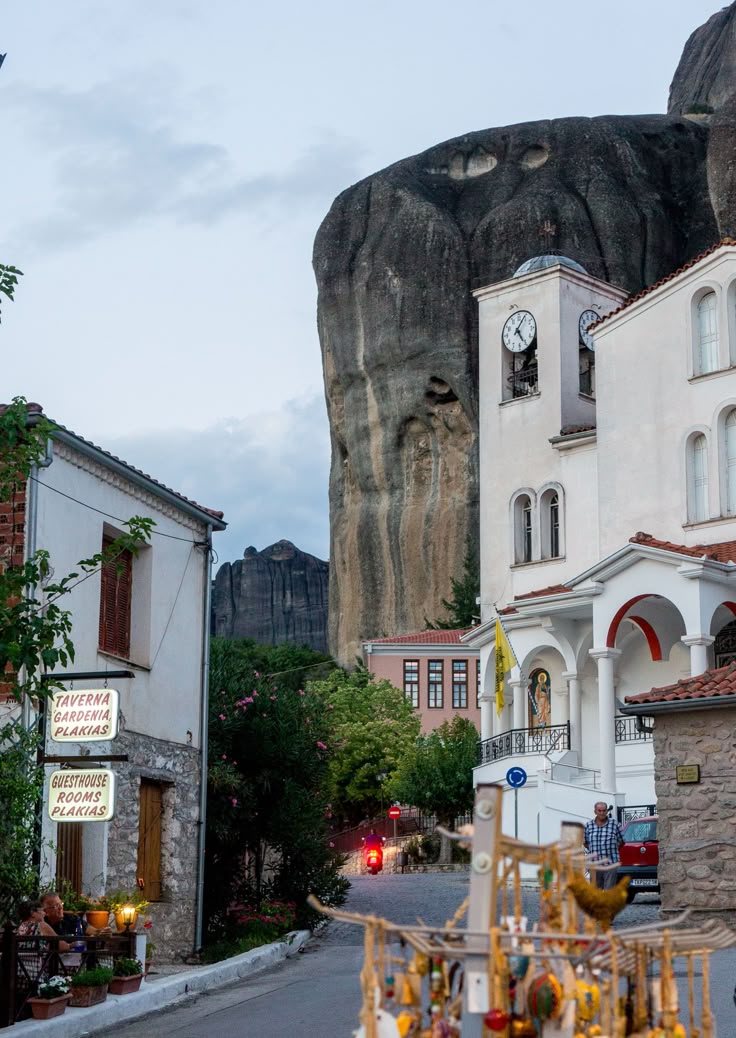 Tips to plan your visit to Meteora, Greece, like a…